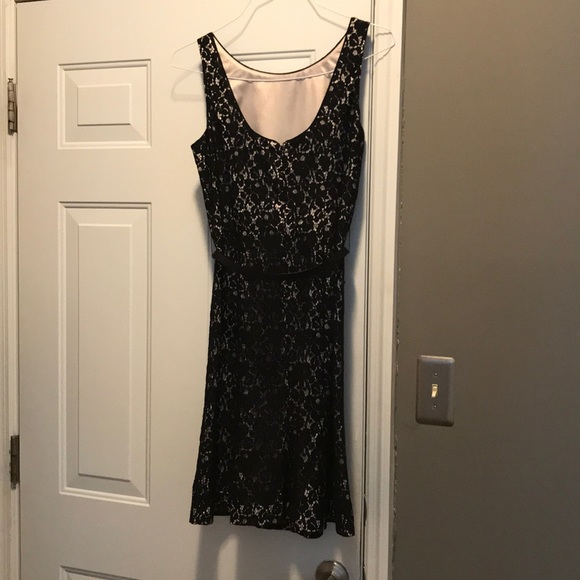 White House black market dress - Picture 6 of 8